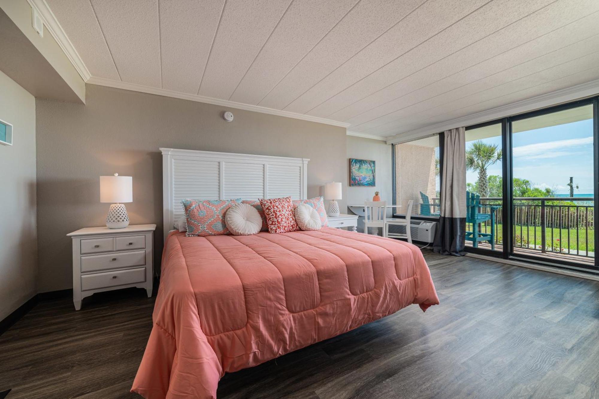 Ground Floor Ocean Front Studio - Caravelle Resort 124 默特尔比奇 外观 照片