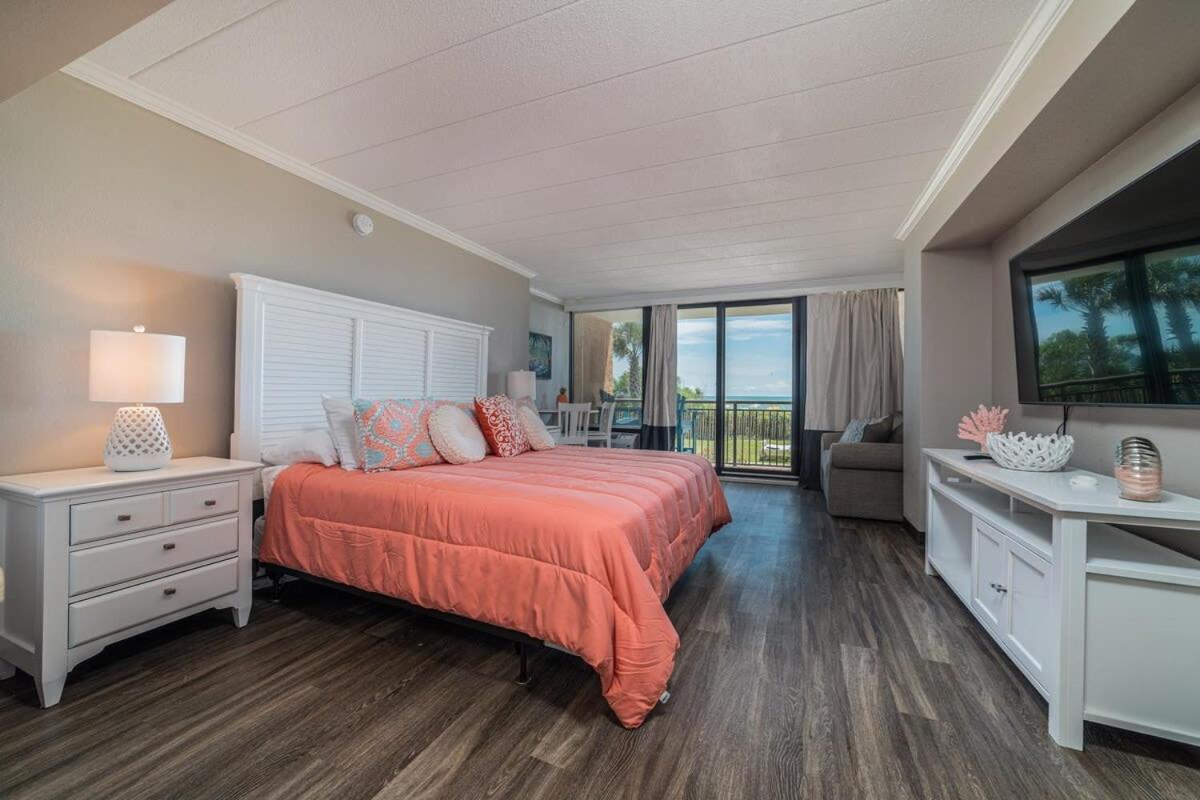 Ground Floor Ocean Front Studio - Caravelle Resort 124 默特尔比奇 外观 照片